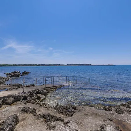 Tatil Evi Aron By Interhome Umag